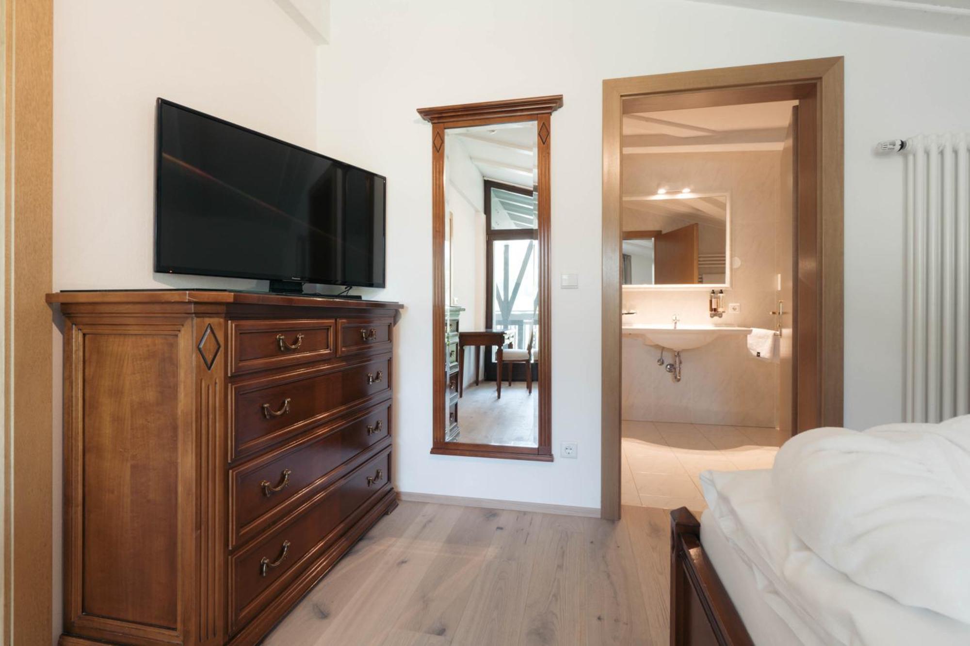 Anett Hotel Випитено Экстерьер фото