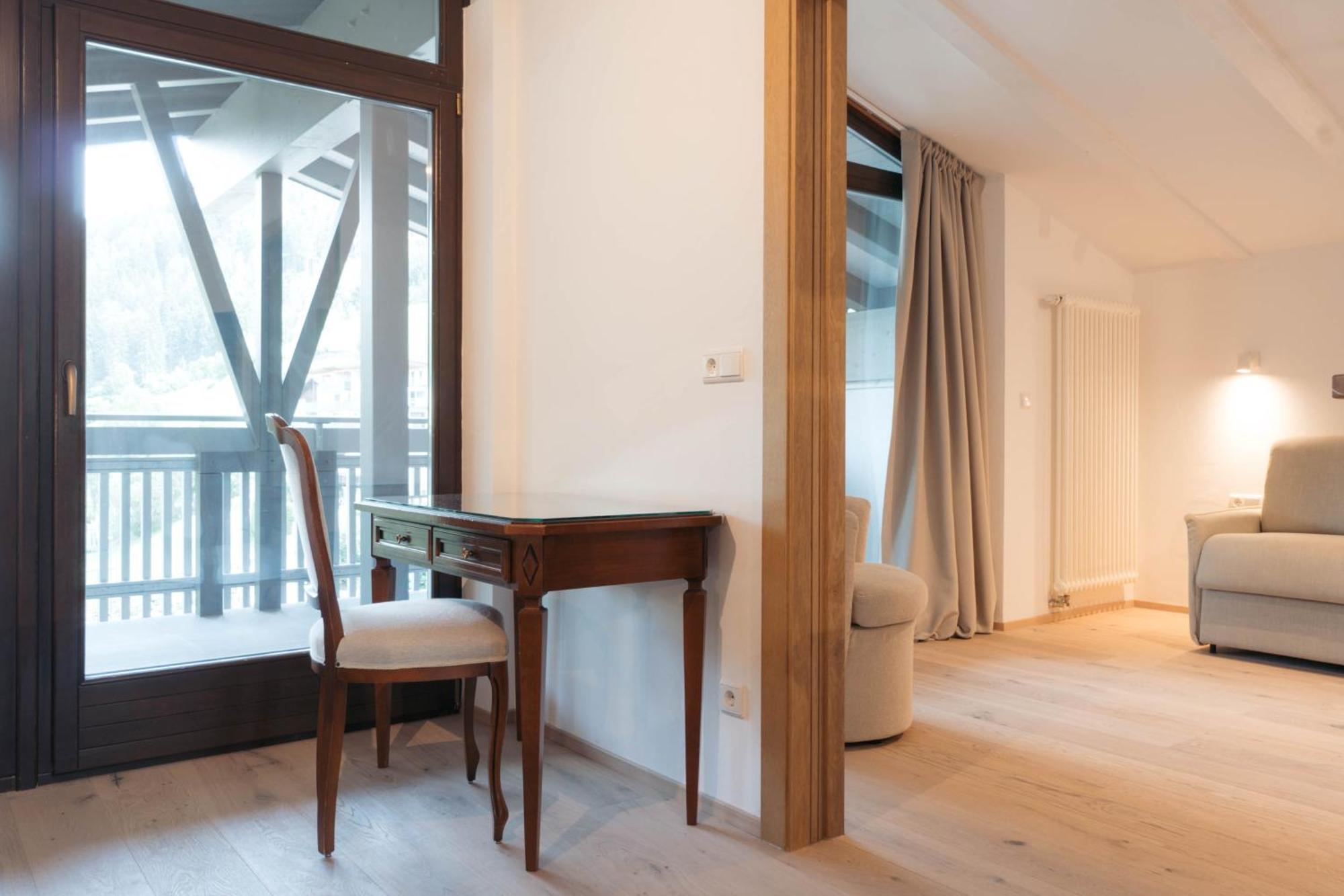 Anett Hotel Випитено Экстерьер фото
