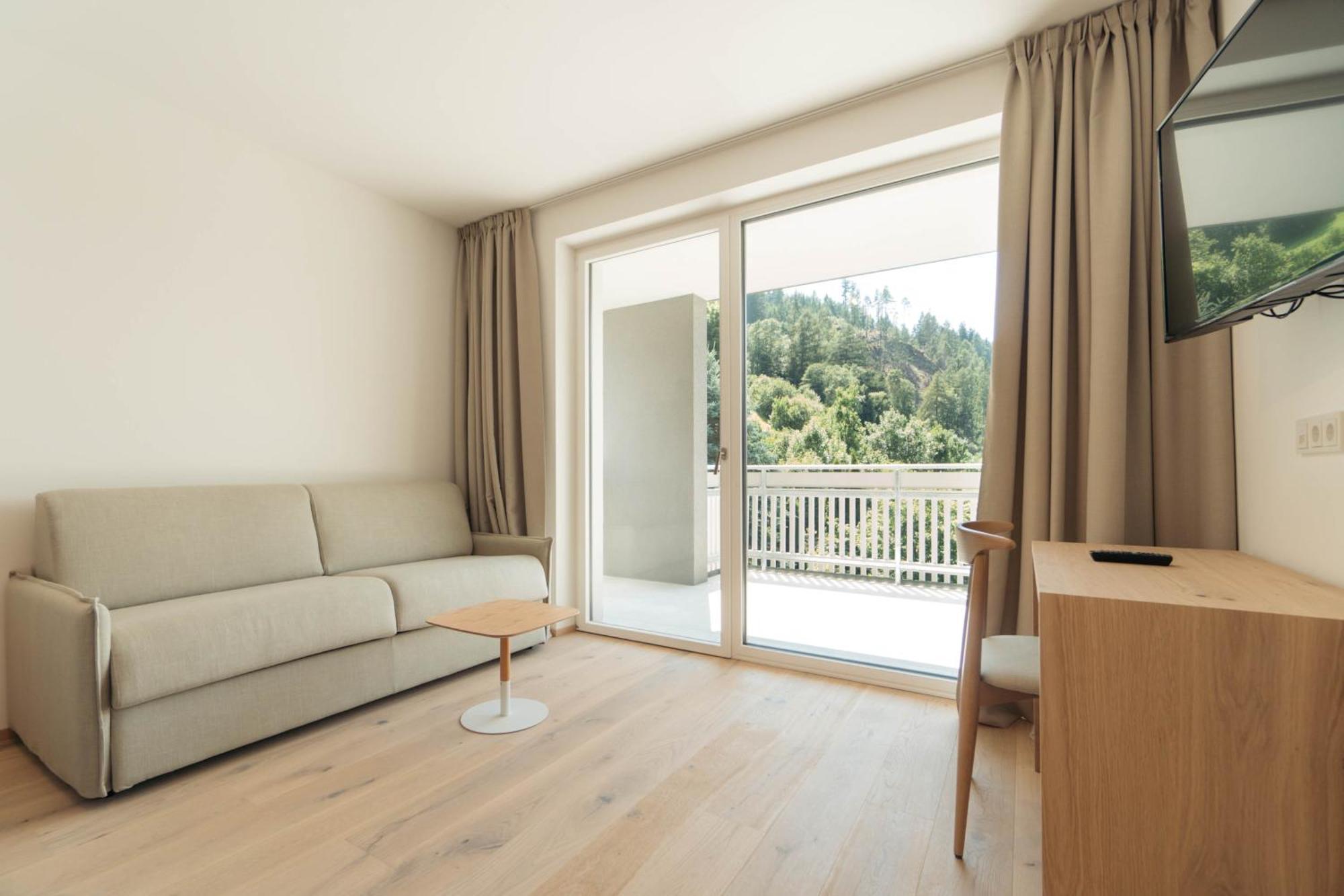 Anett Hotel Випитено Экстерьер фото