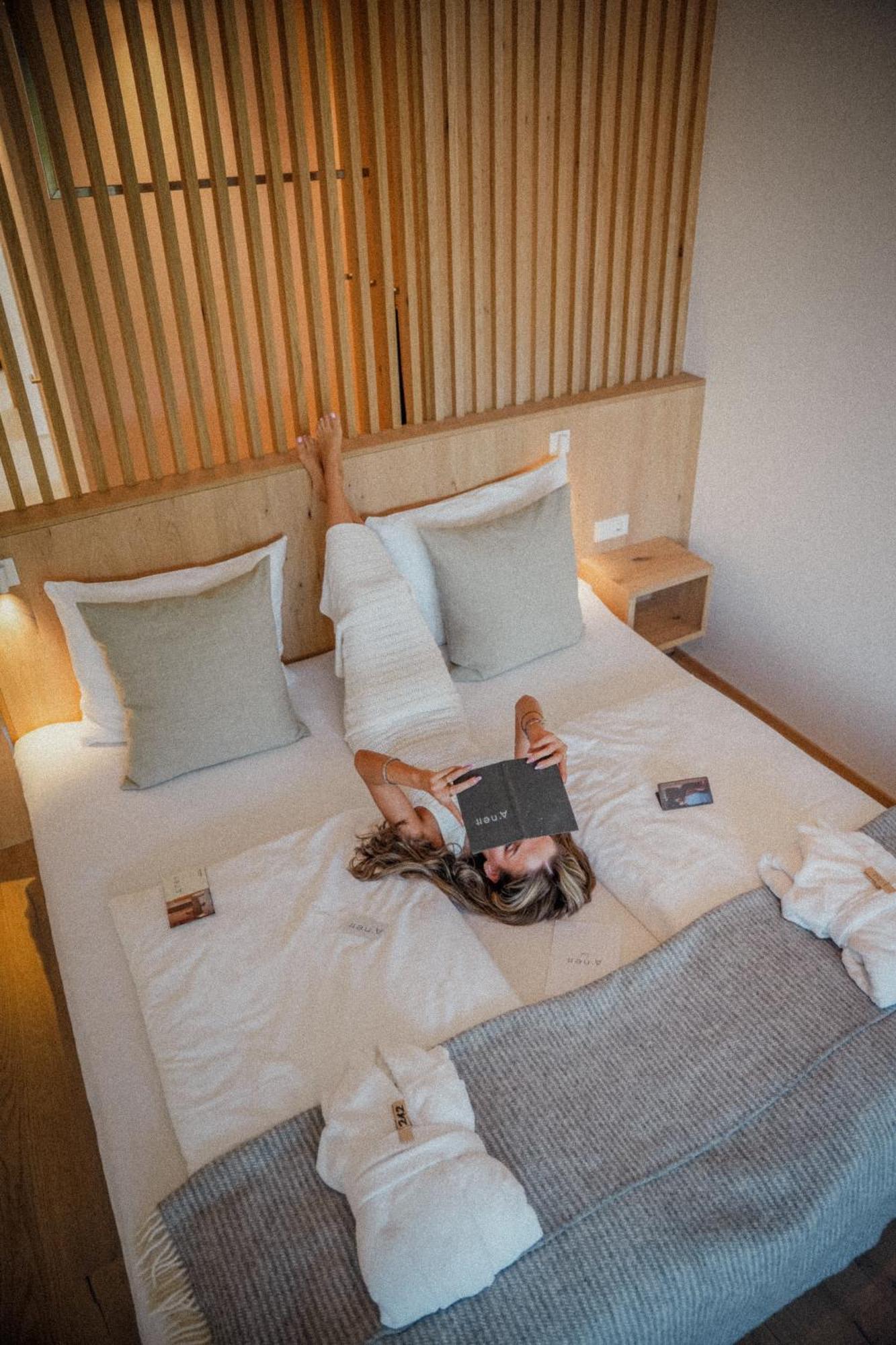 Anett Hotel Випитено Экстерьер фото